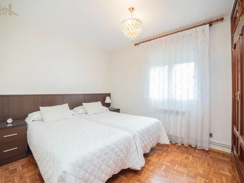Flat in calle de Oliva de Plasencia - Photo 8