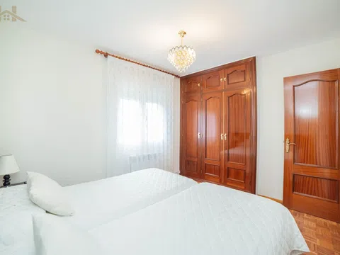 Flat in calle de Oliva de Plasencia - Photo 10