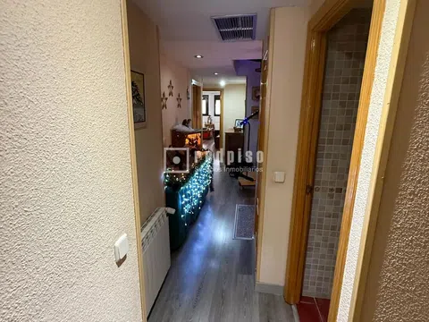 Duplex - Photo 4