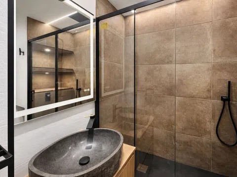 Flat in calle Puerto de Maderi - Photo 11