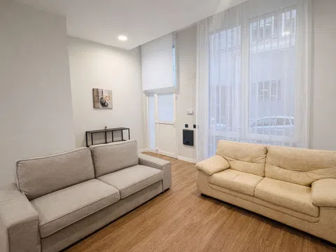 Flat in calle Puerto de Maderi - Photo 3