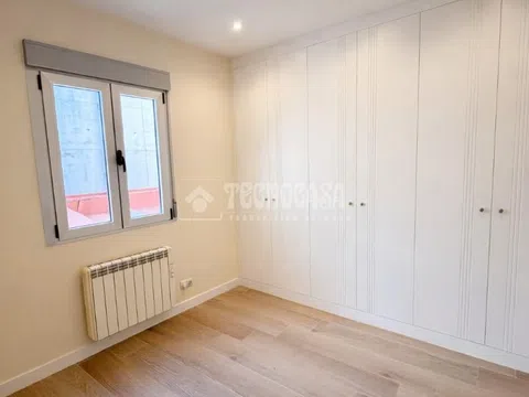 Flat in calle de Santa María - Photo 8