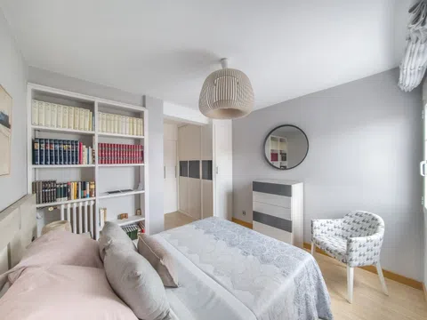 Penthouse in plaza de Valsaín - Photo 12