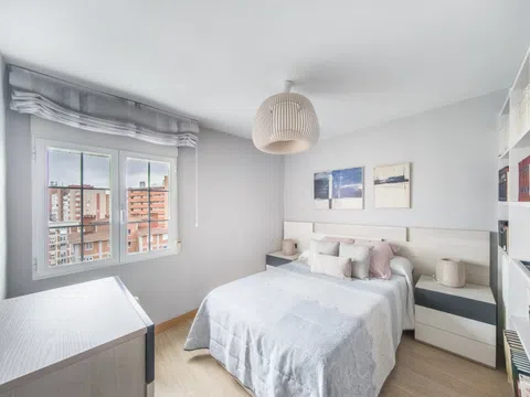 Penthouse in plaza de Valsaín - Photo 10