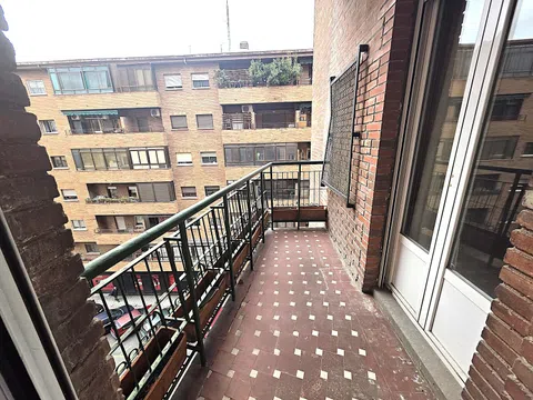 Flat in calle de Eugenio Sellés - Photo 11