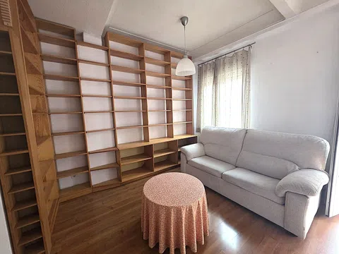 Flat in calle de Eugenio Sellés - Photo 4