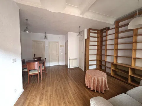 Flat in calle de Eugenio Sellés - Photo 5