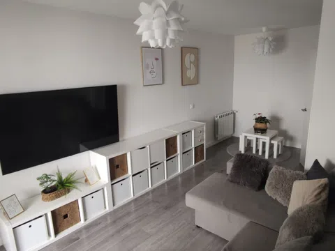Flat in calle Pilar Bellosillo - Photo 3