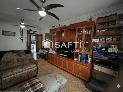 Flat - Photo 2
