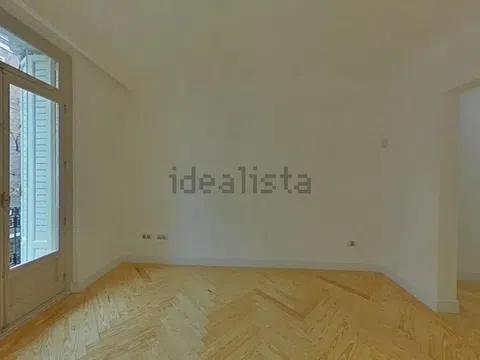 Flat in calle de Castelló, 34 - Photo 9