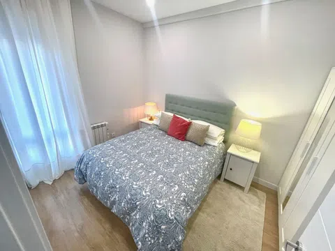 Flat in calle de Servando Batanero - Photo 9