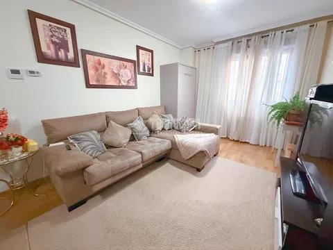 Flat in calle Blasón - Photo 4