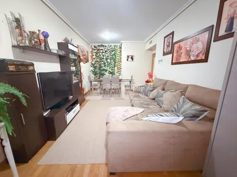 Flat in calle Blasón - Photo 5