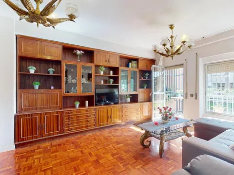 Flat in calle de Arroyo de Fontarrón - Photo 2
