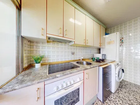 Flat in calle de Arroyo de Fontarrón - Photo 19