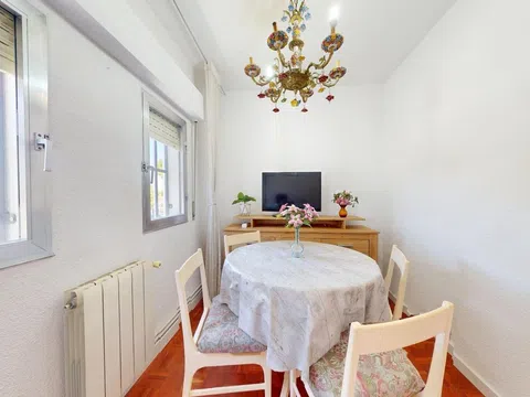 Flat in calle de Arroyo de Fontarrón - Photo 6