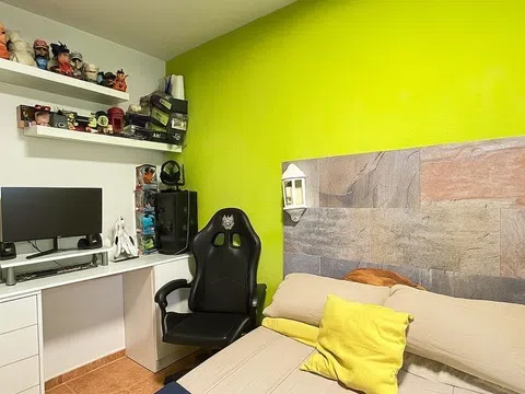 Flat in CL Galiana - Photo 18