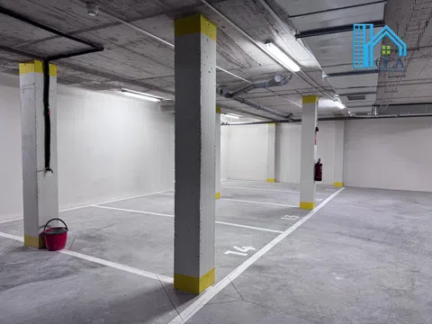 Flat in calle Valentín Llaguno - Photo 3