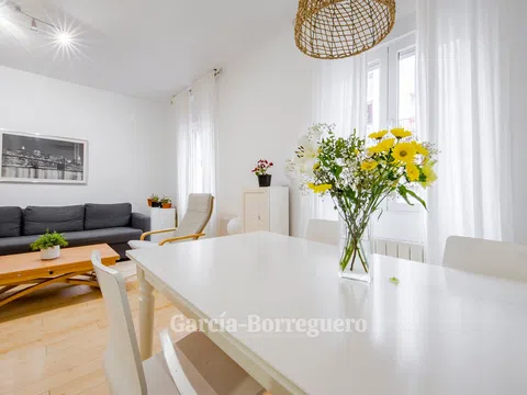 Flat in CL Maria Panes - Photo 2