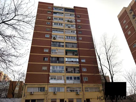 Flat in plaza de Verín - Photo 1