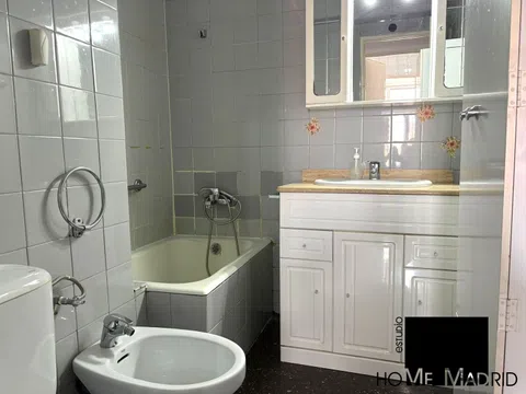 Flat in plaza de Verín - Photo 15