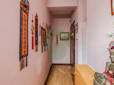 Flat in calle de Castrojeriz - Photo 2