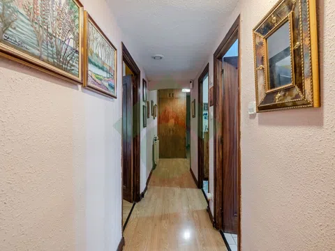 Flat in calle de Castrojeriz - Photo 3