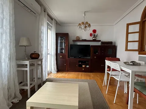 Flat in calle de Juan Bravo - Photo 4