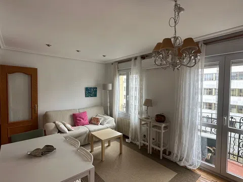 Flat in calle de Juan Bravo - Photo 7