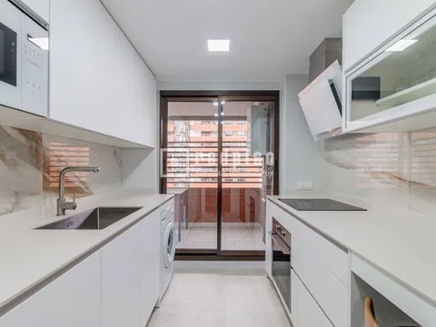 Flat in avenida de Burgos - Photo 7
