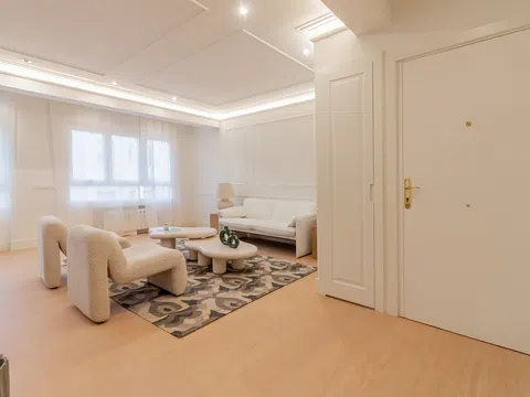 Flat in calle Velázquez - Photo 8