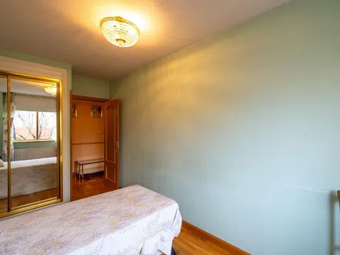 Flat in calle de Villacastín - Photo 18