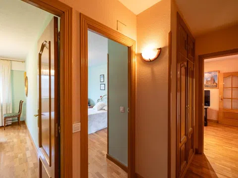 Flat in calle de Villacastín - Photo 20