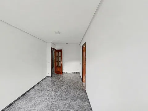 Flat - Photo 3