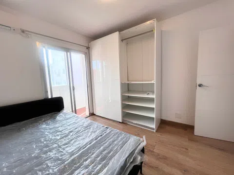 Flat in calle de Emilio Ferrari - Photo 11