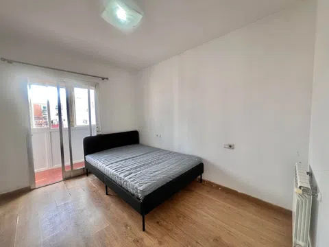 Flat in calle de Emilio Ferrari - Photo 12