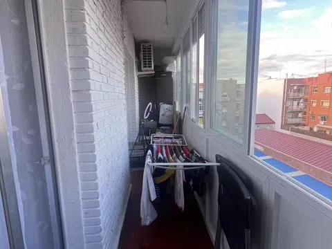 Flat in calle de Emilio Ferrari - Photo 13