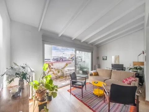Penthouse in calle de Ventura de la Vega - Photo 3