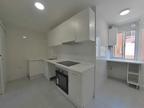 Flat in CL General Prim - Photo 4
