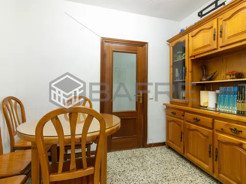 Flat in calle del Mar de Aral - Photo 12