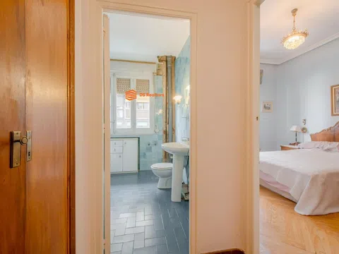 Flat in calle de Ponzano - Photo 10