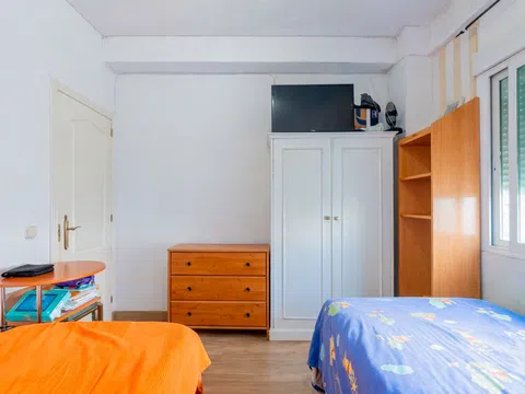Flat in calle Sorbe - Photo 12