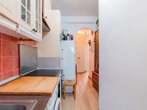 Flat in calle Sorbe - Photo 3