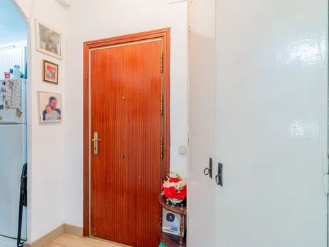 Flat in calle Sorbe - Photo 8