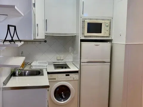 Studio in calle de Béjar - Photo 11
