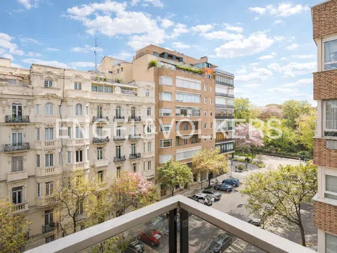Duplex - Photo 6