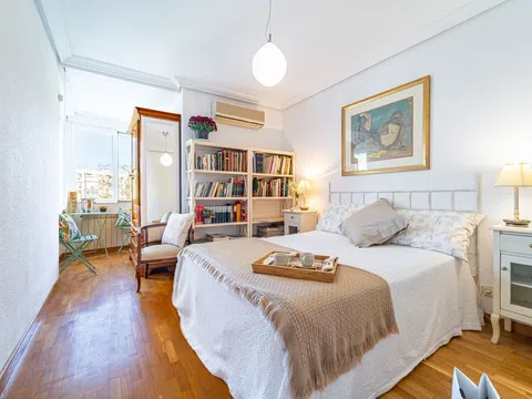 Flat in calle de Francisco Remiro - Photo 3