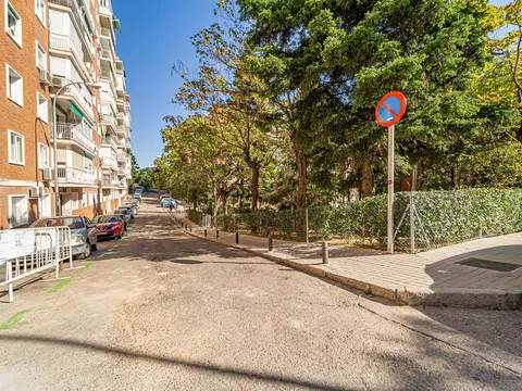Flat in calle de Francisco Remiro - Photo 8
