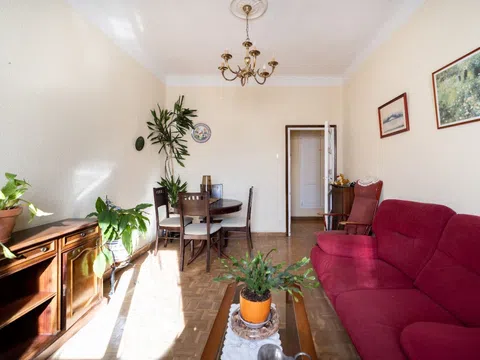 Flat in calle de Lucio del Valle - Photo 18