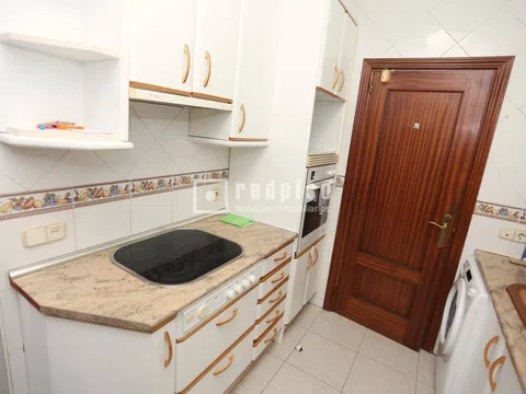 Flat in calle de Lillo - Photo 16